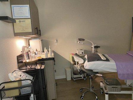 Timeless Beauty Studio- East Venice Ave