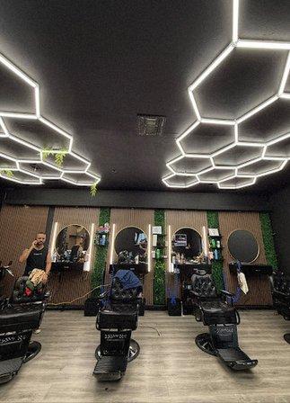 THE GENTLEMENS BARBER LOUNGE FL