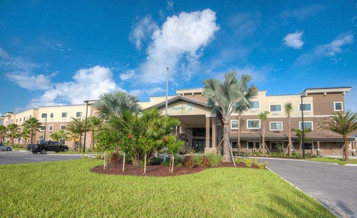 Inspired Living at Lakewood Ranch | Assisted Living in Bradenton