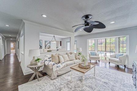 Lakeland Staging LLC
