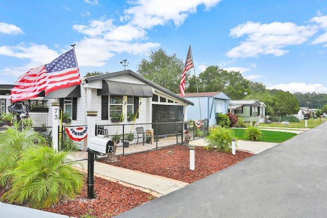 Lake Blue Mobile Home Community