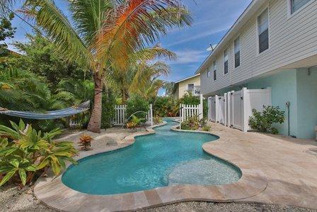A Lazy River Day and Night