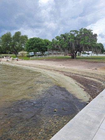 Veterans Beach Park & Boat Ramp