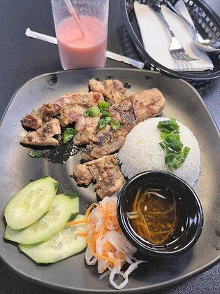 Mia's Vietnamese Cuisine FL
