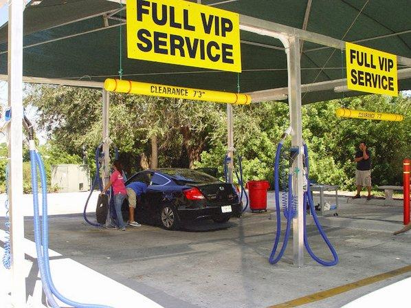 Blu Palm Express Car Wash