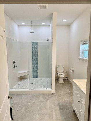 Pretty & Clean Services LLC