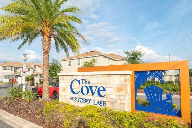 Disney Water Park | Storey Lake Hideaway Club House | Book Direct for Best Rates | SuperHost Vacation