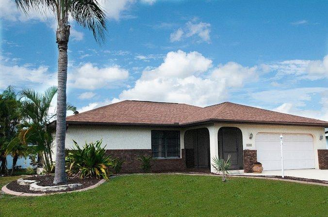 Villa Lux Vacation Rentals