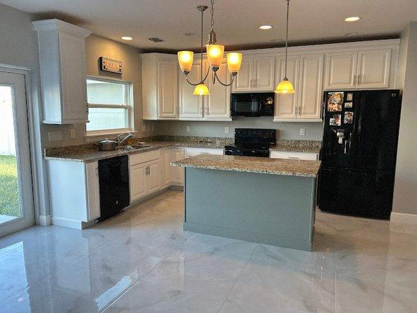 E&S Cabinetry