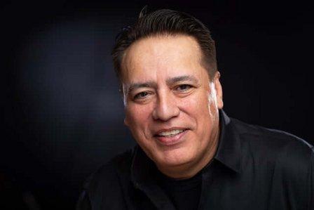 Willie Barcena Tour