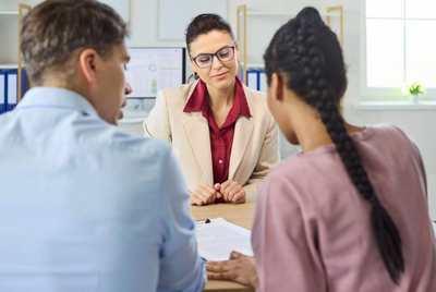 How to Choose a Financial Advisor: What to Check Before You Sign