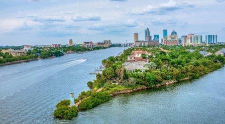 Explore Downtown Tampa: A Free Self-Guided Walking Tour